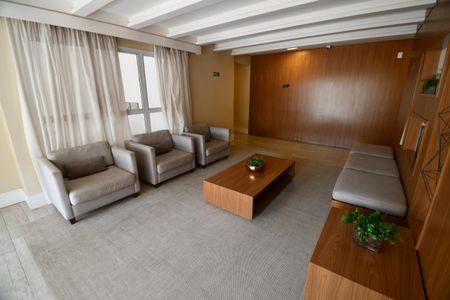 Apartamento para alugar com 66m², 2 quartos e 2 vagasHall social