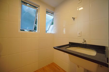 Apartamento para alugar com 60m², 2 quartos e 1 vagaÁrea de Serviço
