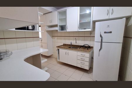 Apartamento para alugar com 102m², 2 quartos e 1 vaga Apartamento para alugar com 102m², 2 quartos e 1 vagaCozinha