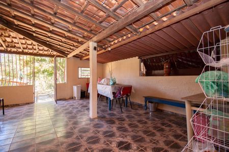 Casa para alugar com 1m², 4 quartos e 5 vagasÁrea de Serviço