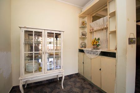 Casa para alugar com 1m², 4 quartos e 5 vagasSala