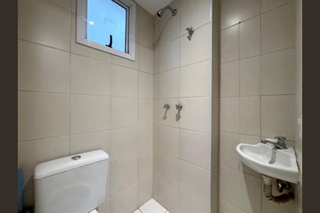 Apartamento para alugar com 100m², 2 quartos e 1 vagaCloset - banheiro