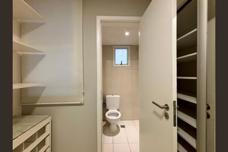 Apartamento para alugar com 100m², 2 quartos e 1 vagaCloset - banheiro