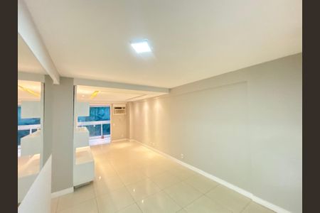 Sala de apartamento para alugar com 2 quartos, 100m² em Botafogo, Rio de Janeiro