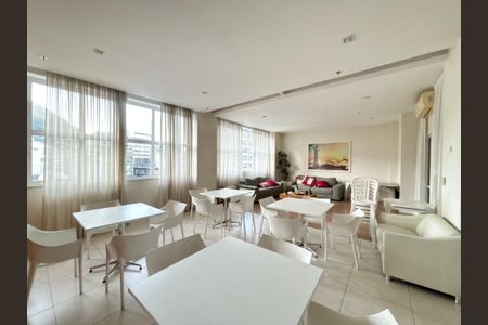 Apartamento para alugar com 100m², 2 quartos e 1 vagaÁrea comum - salão de festa