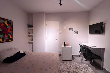 Quarto de kitnet/studio para alugar com 1 quarto, 30m² em Copacabana, Rio de Janeiro