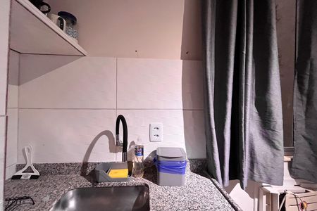 Cozinha de kitnet/studio para alugar com 1 quarto, 30m² em Copacabana, Rio de Janeiro