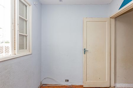 Quarto 2 de casa para alugar com 2 quartos, 85m² em Vila Brasílio Machado, São Paulo