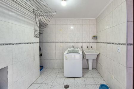 Casa à venda com 276m², 3 quartos e 2 vagasÁrea de Serviço