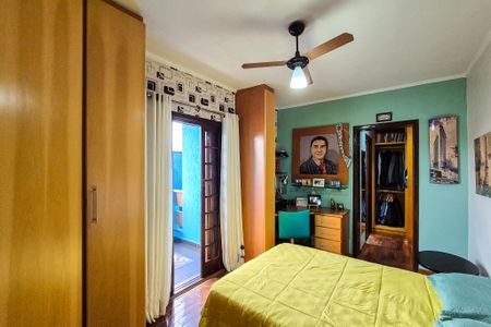 Casa à venda com 276m², 3 quartos e 2 vagasSuíte