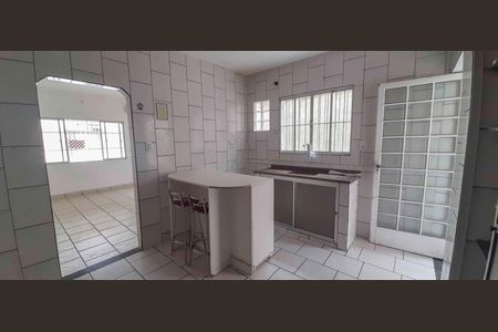 Casa à venda com 125m², 3 quartos e 2 vagasCozinha