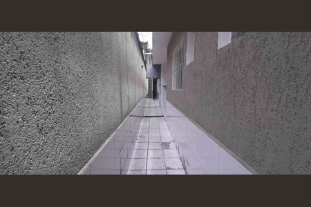 Casa à venda com 125m², 3 quartos e 2 vagasCorredor Externo