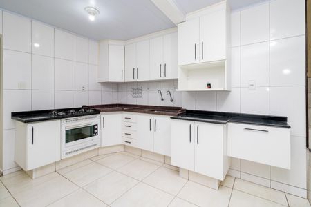 Casa para alugar com 200m², 3 quartos e 2 vagasCozinha