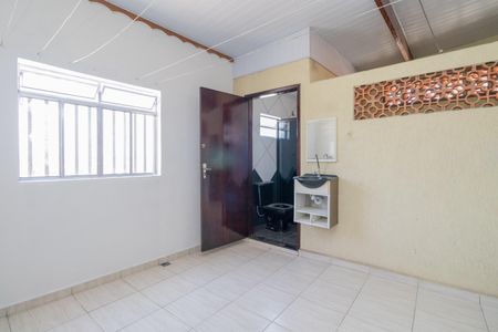 Casa para alugar com 200m², 3 quartos e 2 vagas Casa para alugar com 200m², 3 quartos e 2 vagasBanheiro de serviço
