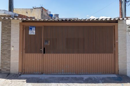 Casa para alugar com 200m², 3 quartos e 2 vagasFachada