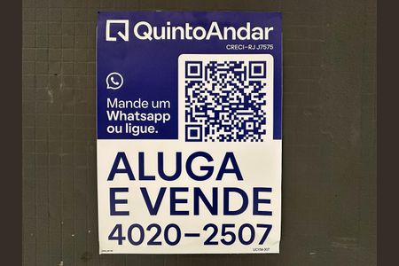 Apartamento à venda com 56m², 1 quarto e sem vagaPlaquinha
