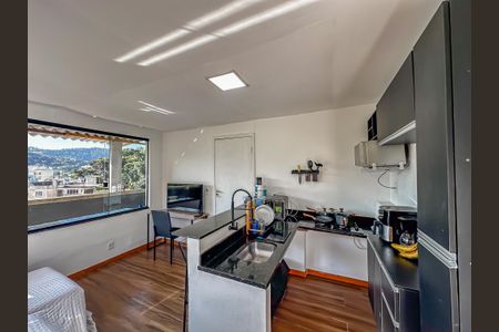 Cozinha de casa para alugar com 2 quartos, 90m² em Laranjeiras, Rio de Janeiro