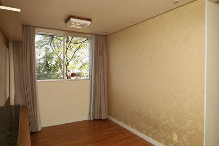 Sala de apartamento à venda com 2 quartos, 50m² em Vila Raquel, São Paulo