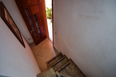 Casa para alugar com 36m², 1 quarto e sem vagaEscada de Acesso ao Imóvel