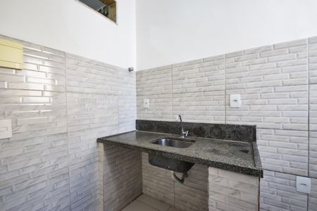 Casa para alugar com 36m², 1 quarto e sem vagaCozinha e Área de Serviço