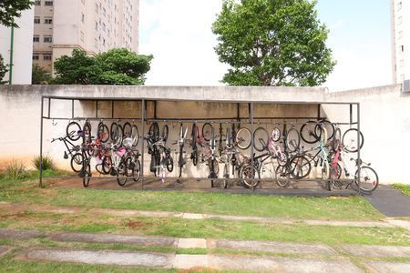 Apartamento para alugar com 45m², 2 quartos e 2 vagasÁrea comum - Bicicletário