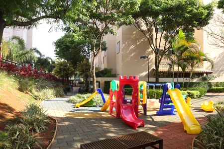 Apartamento para alugar com 45m², 2 quartos e 2 vagasÁrea comum - Playground
