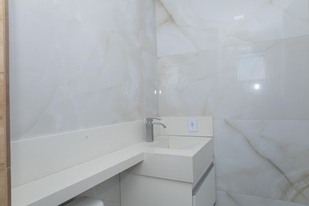 Apartamento para alugar com 45m², 2 quartos e 2 vagas Apartamento para alugar com 45m², 2 quartos e 2 vagasBanheiro