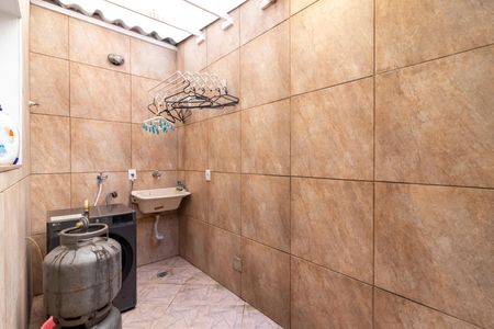 Casa de condomínio à venda com 110m², 3 quartos e 2 vagasÁrea de Serviço