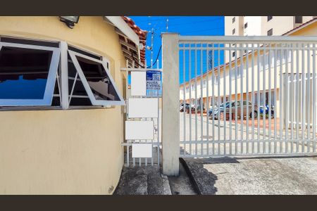 Casa de condomínio à venda com 110m², 3 quartos e 2 vagasFachada 