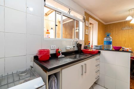 Casa de condomínio à venda com 110m², 3 quartos e 2 vagasCozinha