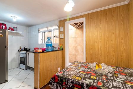 Casa de condomínio à venda com 110m², 3 quartos e 2 vagasCopa