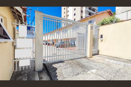Casa de condomínio à venda com 110m², 3 quartos e 2 vagasFachada 