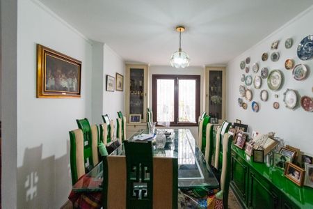 Casa à venda com 134m², 3 quartos e 2 vagas Casa à venda com 134m², 3 quartos e 2 vagasSala