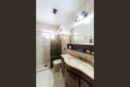 Casa à venda com 134m², 3 quartos e 2 vagas Casa à venda com 134m², 3 quartos e 2 vagasBanheiro da Suíte 2