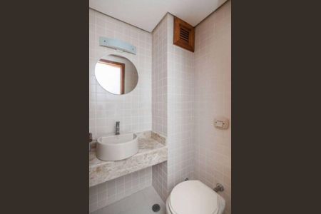 Apartamento para alugar com 165m², 4 quartos e 2 vagas Apartamento para alugar com 165m², 4 quartos e 2 vagasBanheiro
