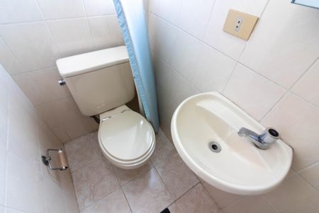 Apartamento para alugar com 144m², 4 quartos e 2 vagas Apartamento para alugar com 144m², 4 quartos e 2 vagasBanheiro de serviço