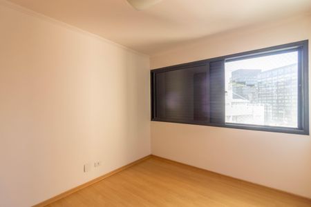 Apartamento para alugar com 144m², 4 quartos e 2 vagas Apartamento para alugar com 144m², 4 quartos e 2 vagasQuarto 1