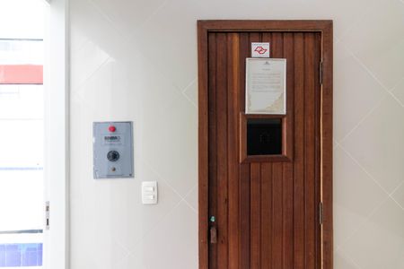 Apartamento para alugar com 144m², 4 quartos e 2 vagas Apartamento para alugar com 144m², 4 quartos e 2 vagasÁrea comum