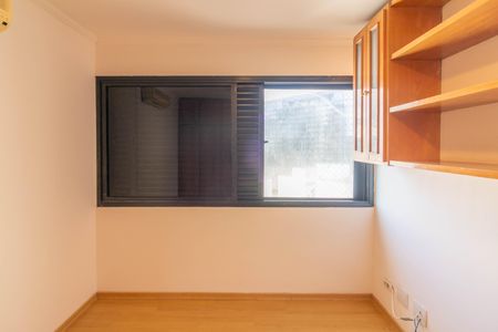Apartamento para alugar com 144m², 4 quartos e 2 vagas Apartamento para alugar com 144m², 4 quartos e 2 vagasQuarto 2