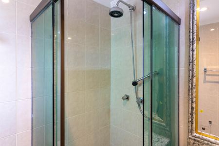 Apartamento para alugar com 144m², 4 quartos e 2 vagas Apartamento para alugar com 144m², 4 quartos e 2 vagasBanheiro da Suíte