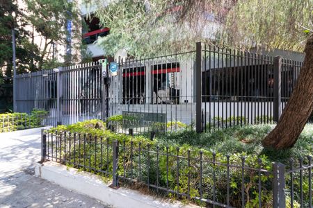 Apartamento para alugar com 144m², 4 quartos e 2 vagas Apartamento para alugar com 144m², 4 quartos e 2 vagasFachada