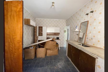 Casa à venda com 250m², 2 quartos e 1 vaga Casa à venda com 250m², 2 quartos e 1 vagaCozinha