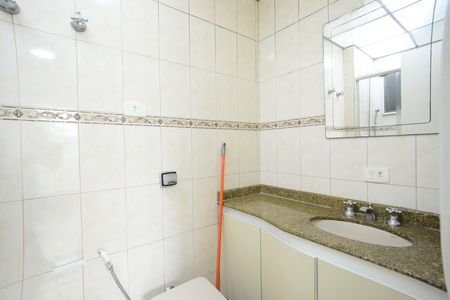 Apartamento para alugar com 100m², 3 quartos e 2 vagasBanheiro/Suite