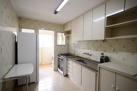 Apartamento para alugar com 100m², 3 quartos e 2 vagasCozinha