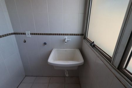 Apartamento para alugar com 60m², 1 quarto e 2 vagas Apartamento para alugar com 60m², 1 quarto e 2 vagasCozinha