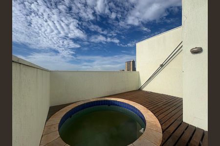 Apartamento para alugar com 60m², 1 quarto e 2 vagas Apartamento para alugar com 60m², 1 quarto e 2 vagasCobertura