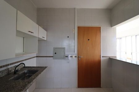 Apartamento para alugar com 60m², 1 quarto e 2 vagas Apartamento para alugar com 60m², 1 quarto e 2 vagasCozinha