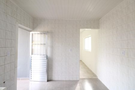 Casa para alugar com 60m², 2 quartos e sem vaga Casa para alugar com 60m², 2 quartos e sem vagaCozinha