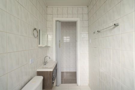 Banheiro de casa para alugar com 2 quartos, 60m² em Olímpico, São Caetano do Sul