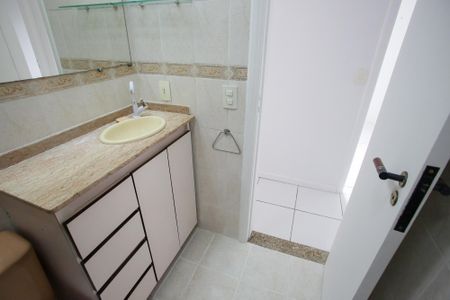 Apartamento para alugar com 62m², 3 quartos e 1 vagaBanheiro Social